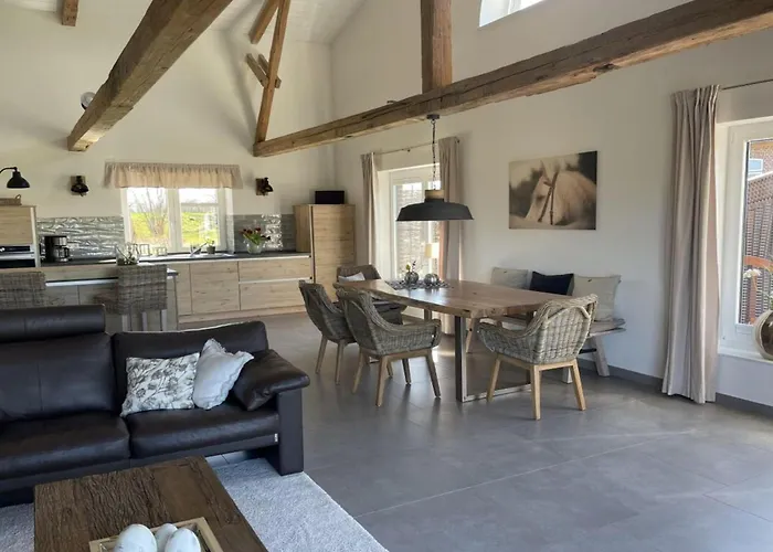 Spacious With Balcony Kronsgaard